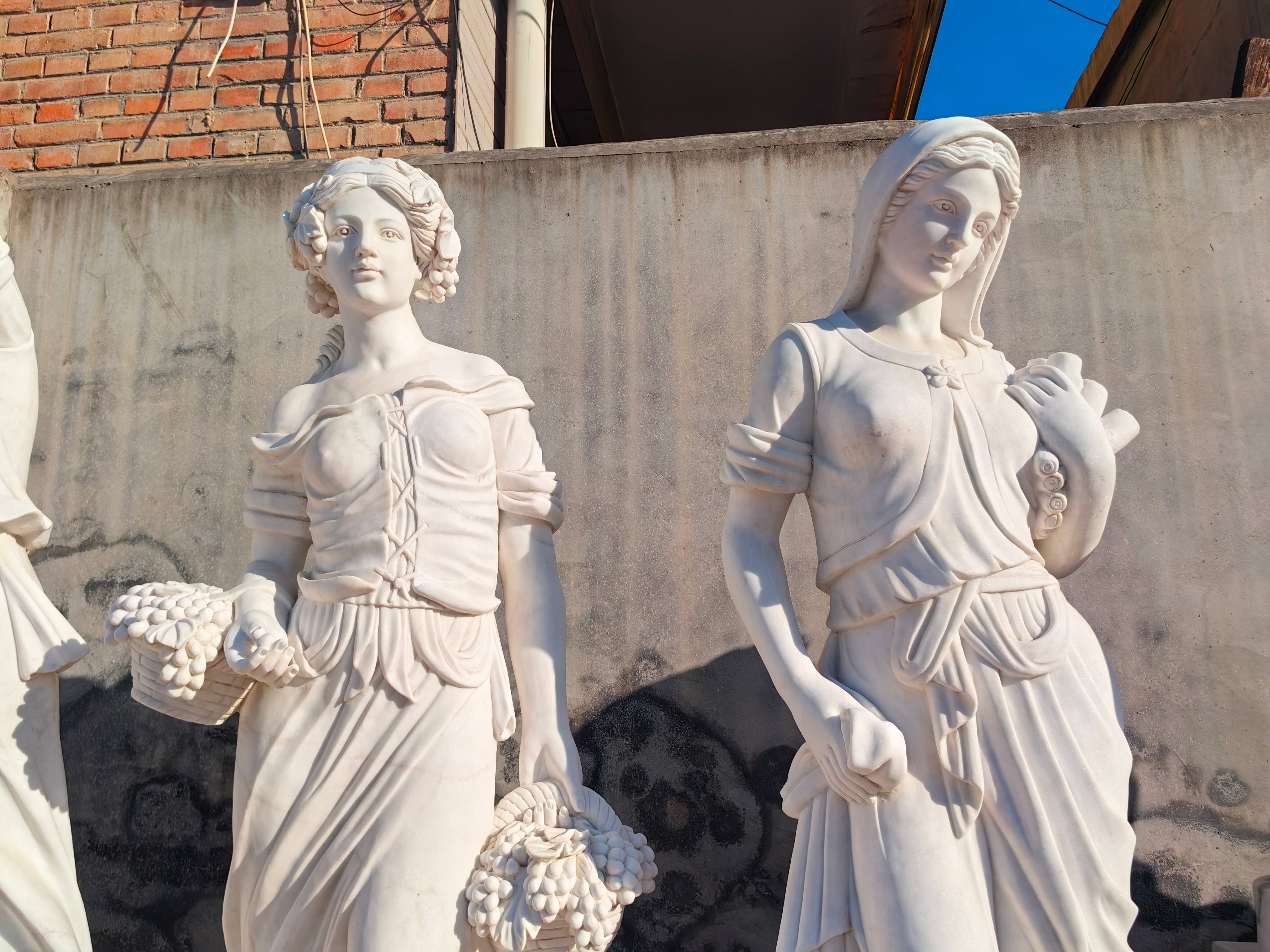 San'atliklik Aniqlik Bilan Uchrashadi