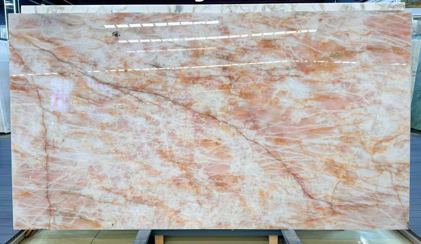 グローバルプロジェクト向けの高級卸売用クォーツ岩