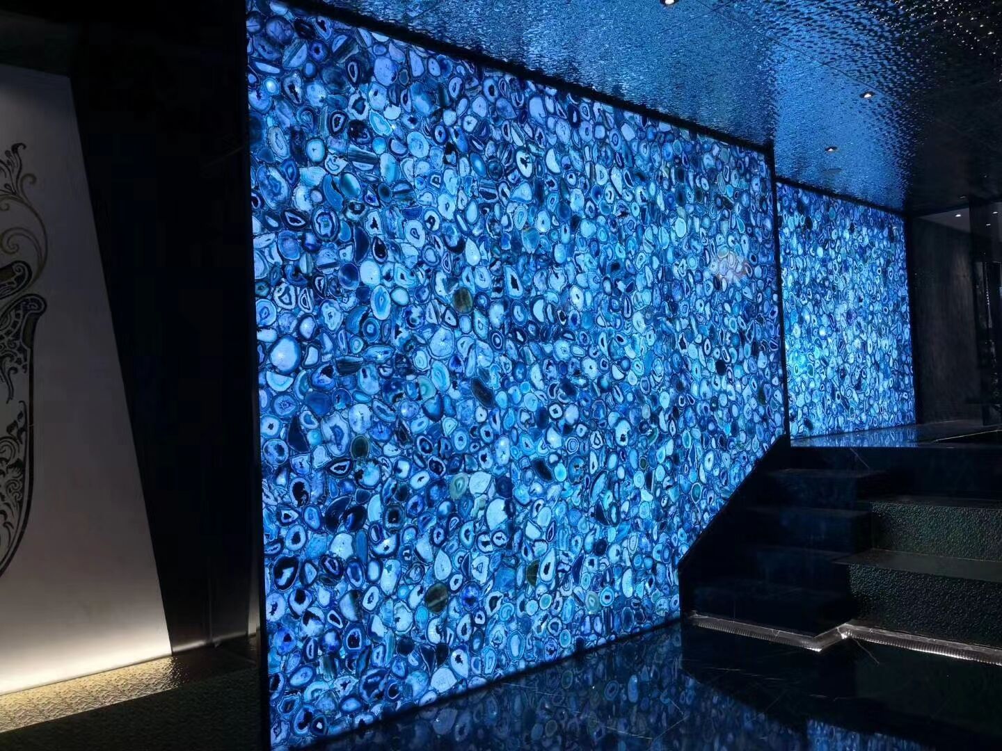 Blue Agate Semi Precious Stone (2).jpg
