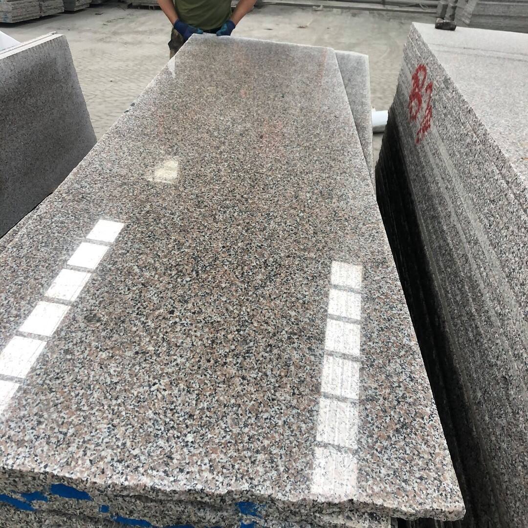 Sleek and Reflective  