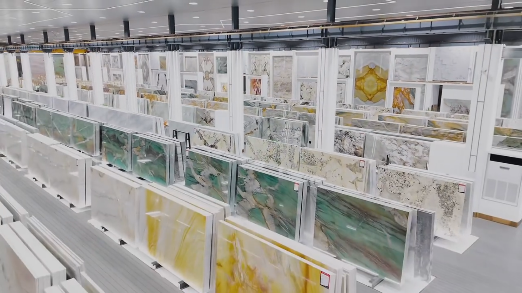 地域専門知識によるグローバルリーチ