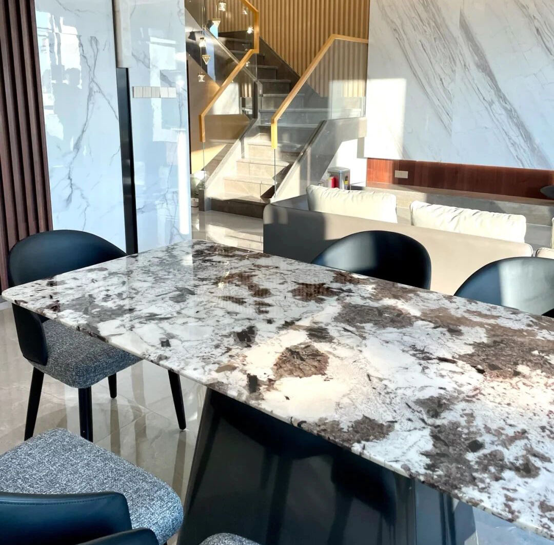 Bianco Antico Granite (6).jpg