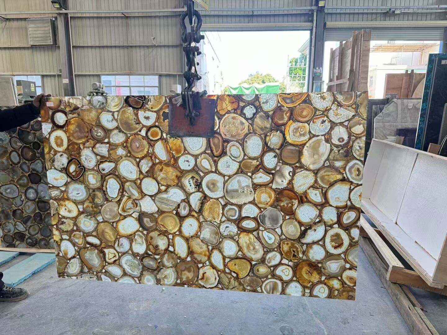 Lastre in pietra agata premium per progetti globali