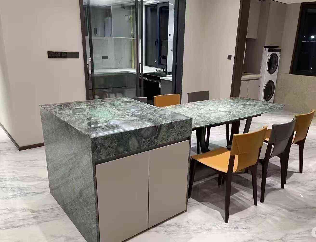 Emerald Marinace Quartzite (2).jpg