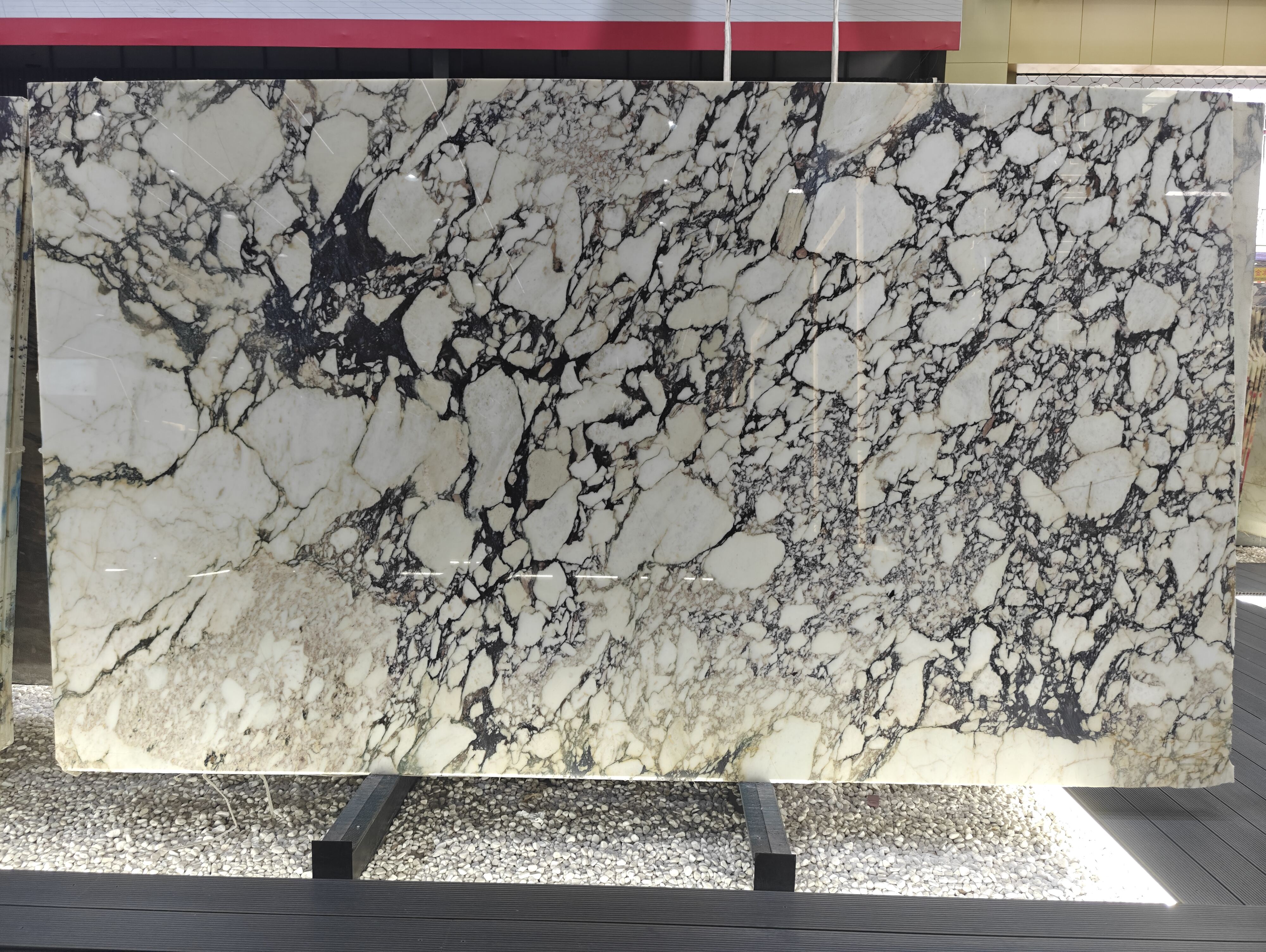 目を見張る美的魅力