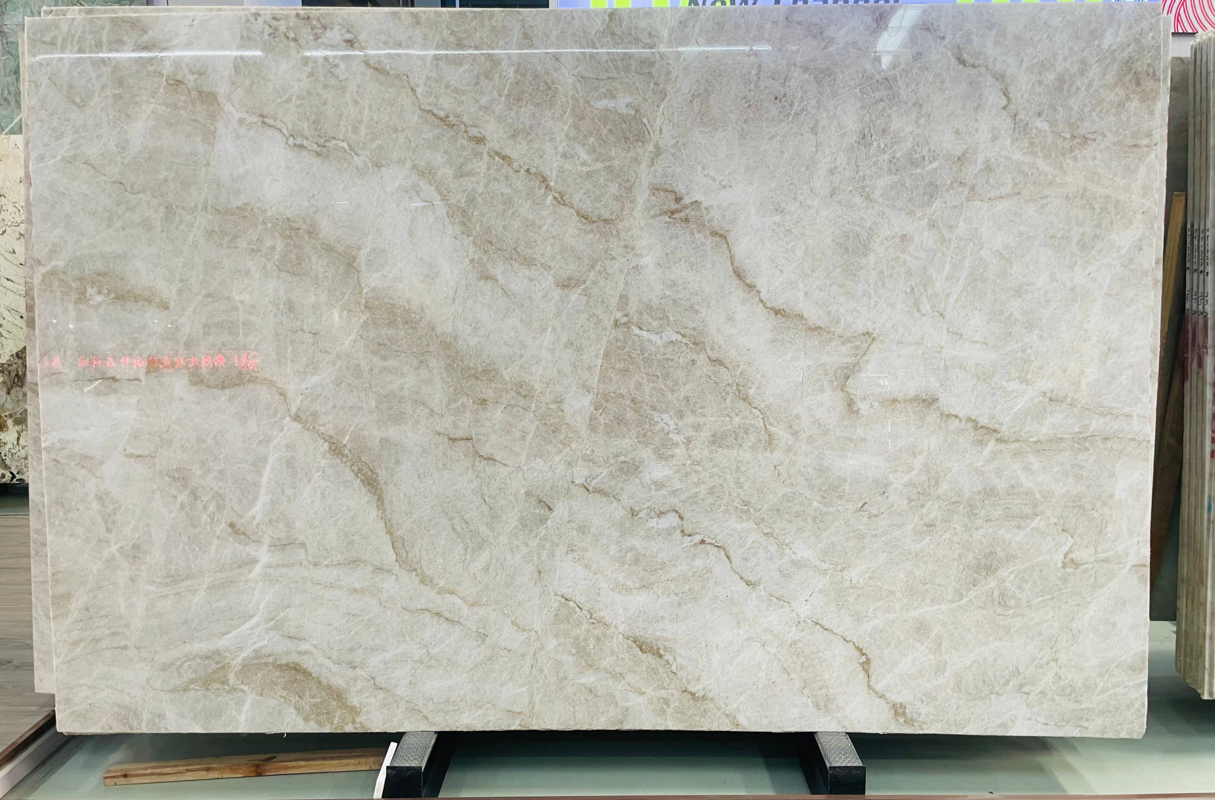 Madre Perla Quartzite (7)(2ec0a5e011).jpg