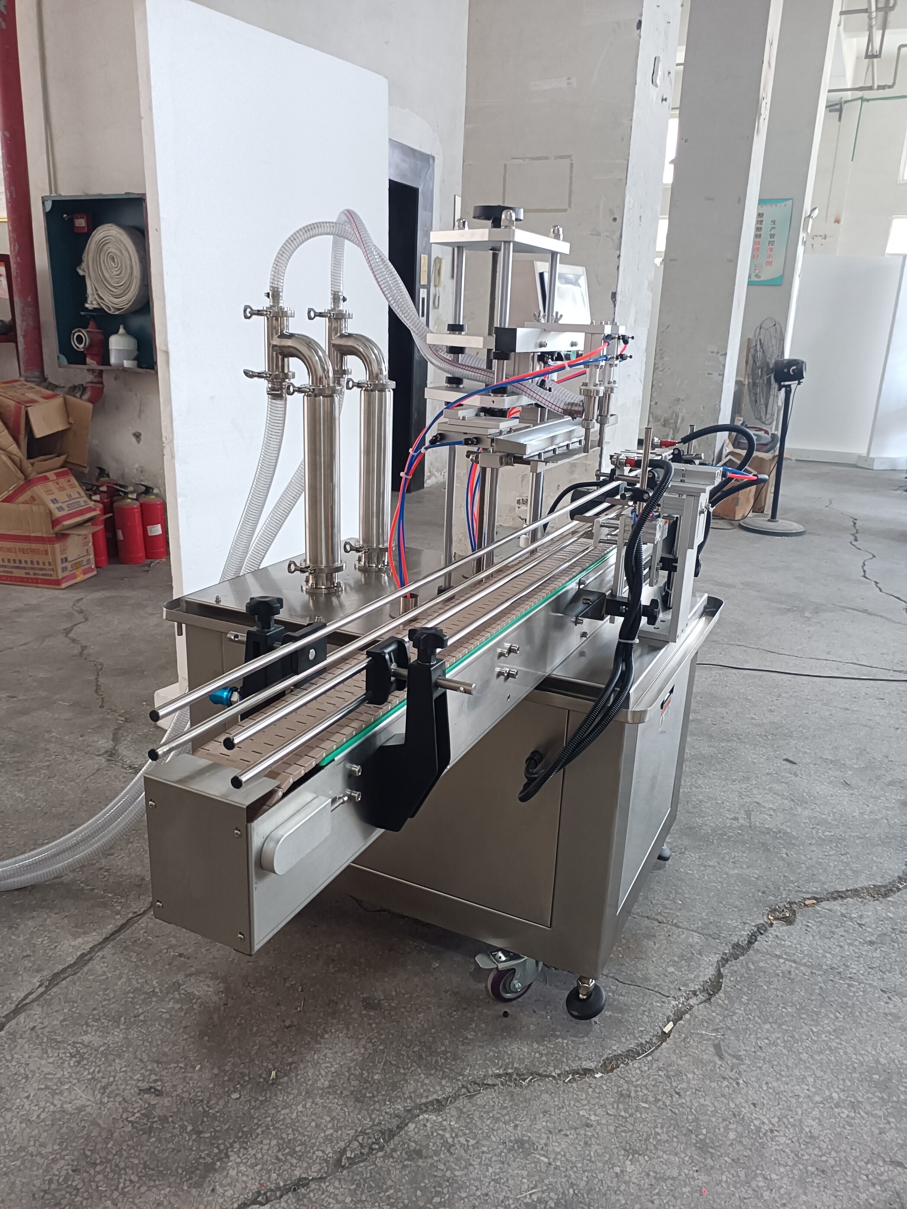 automatic liquid filling machine (34).jpg