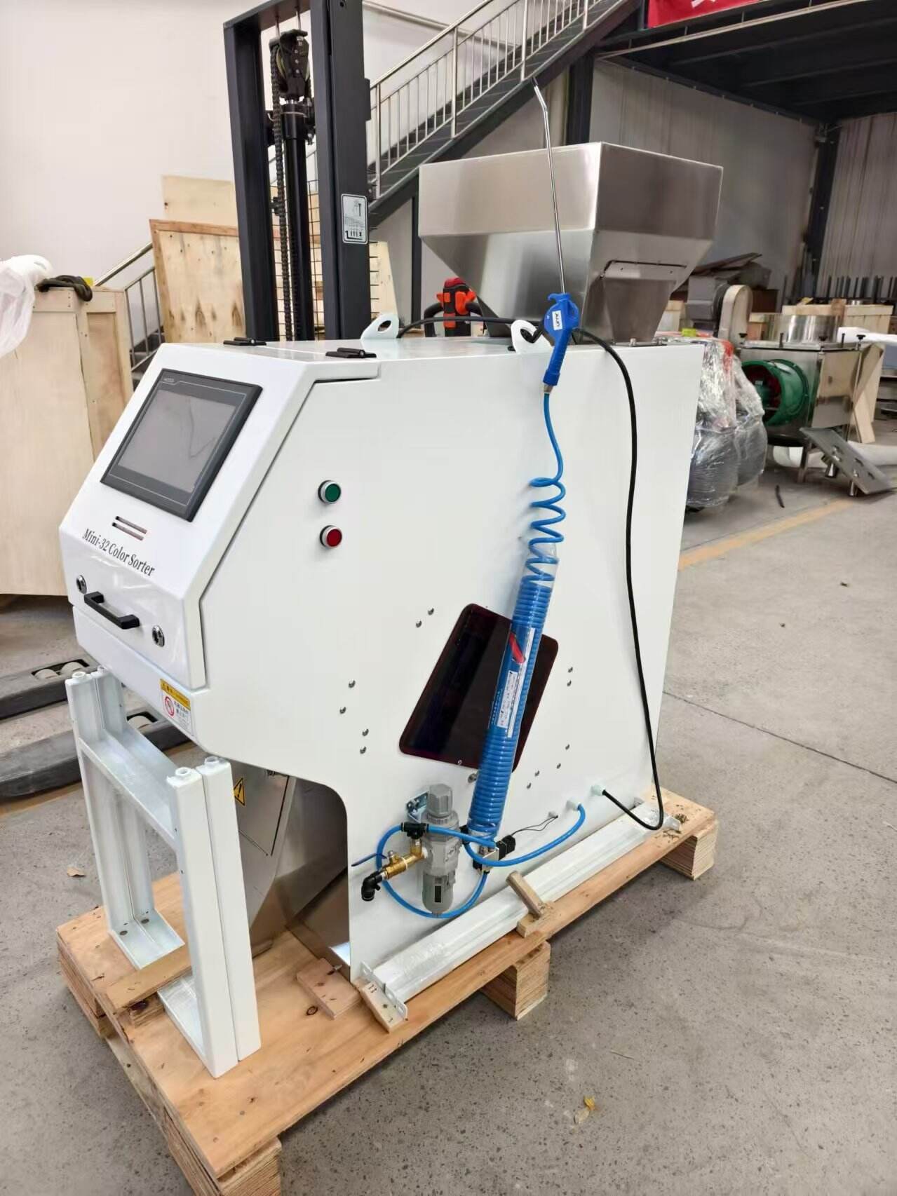 High-Efficiency Grain Sorter Machine | 99% Accuracy Color Sorting
