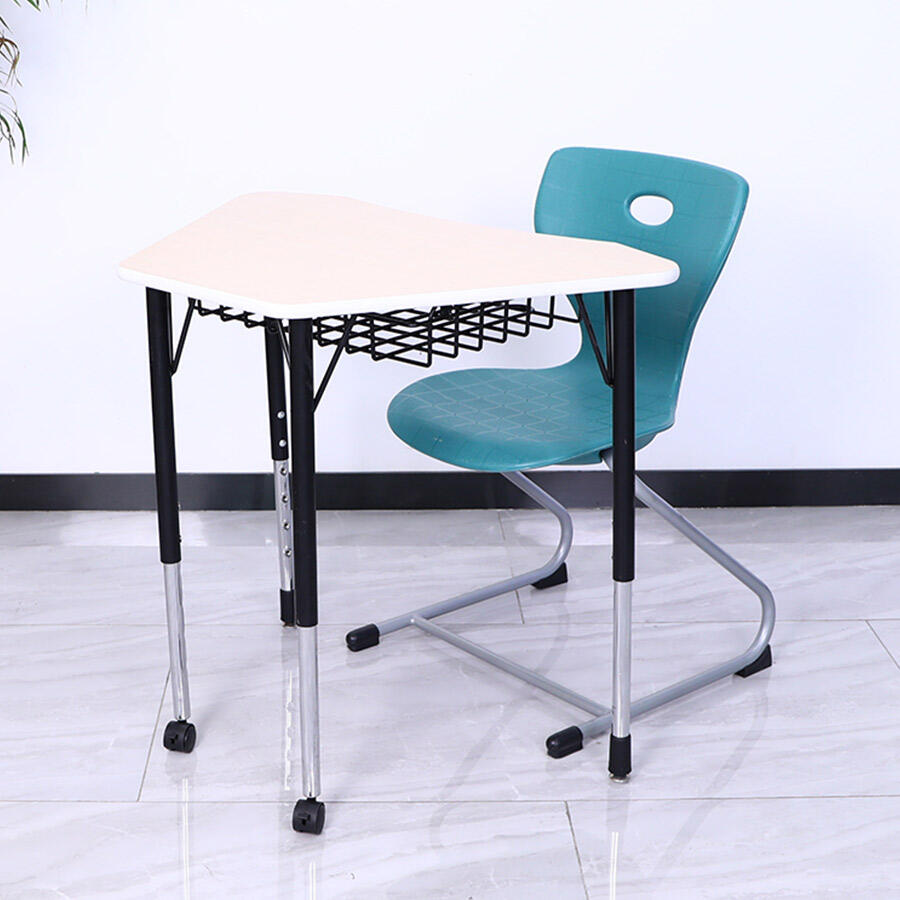 SS0223 School Activity Desk with Swivel Casters - Mobile Classroom Desk