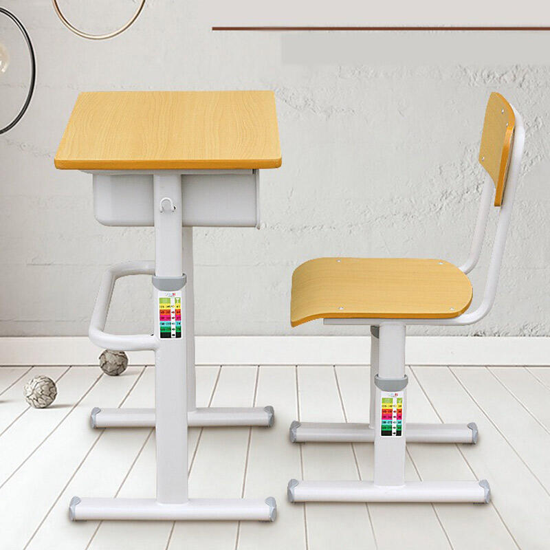 Conjunto de Mesa e Cadeira Estudantil com Altura Ajustável SS0281