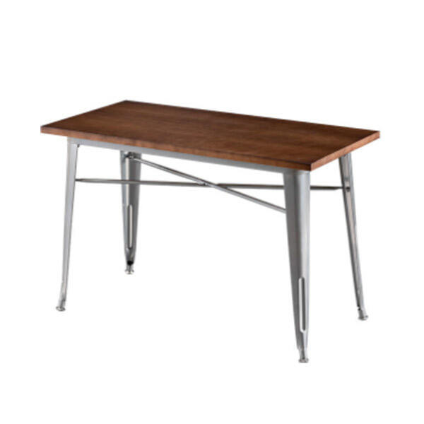 कक्षा में शिक्षक मेज: अपने शिक्षण अनुभव को बढ़ाएं