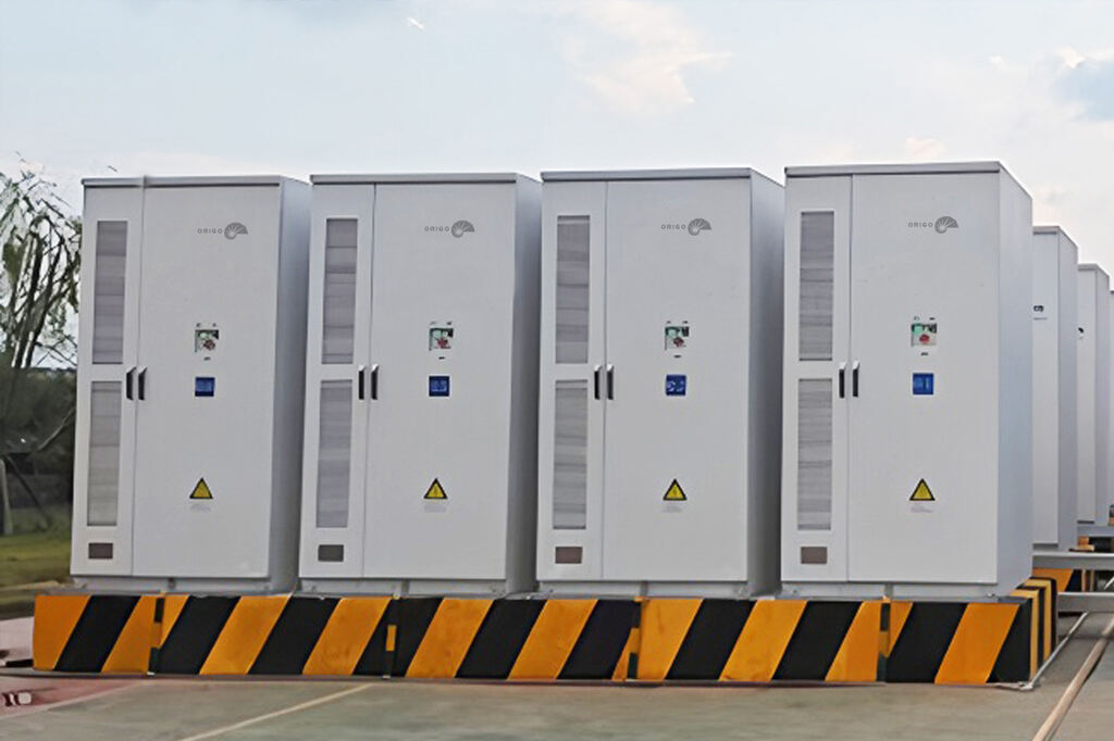 C&I ESS cabinet 215-副.jpg