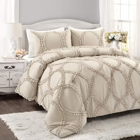 Where to Find Luxury Bedding: A Comprehensive Guide