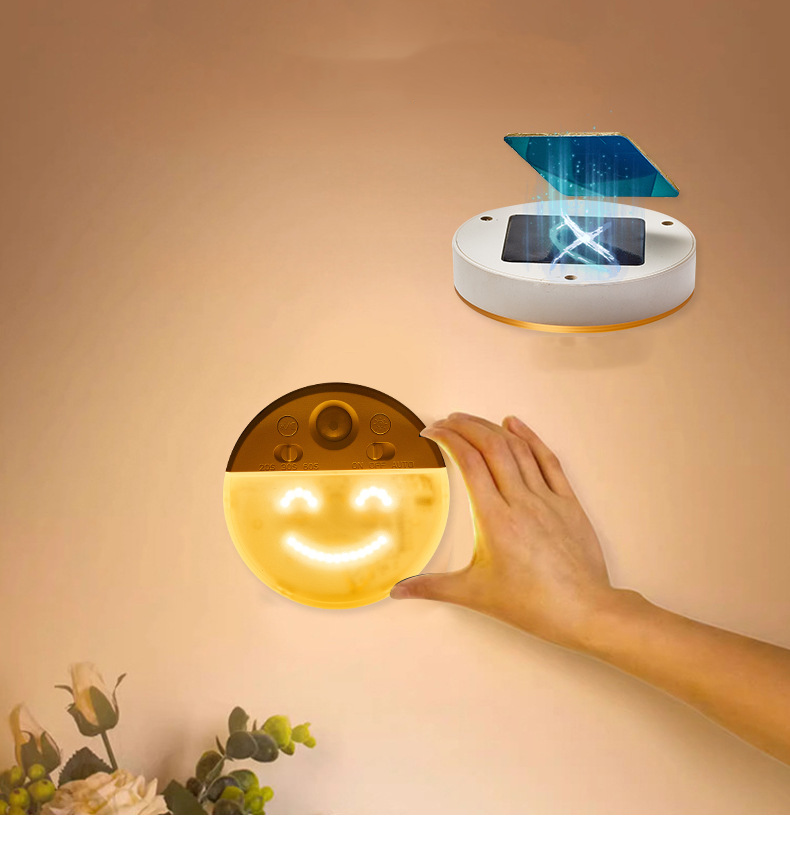 LED SENSOR LIGHT w/SMILE DESIGN