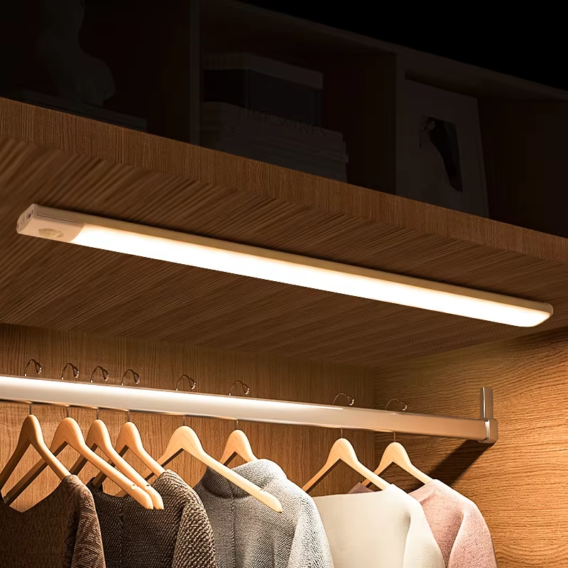 Von Schränken bis zu Gängen: Perfektionierung der Innenbeleuchtung mit LED-Sensoren