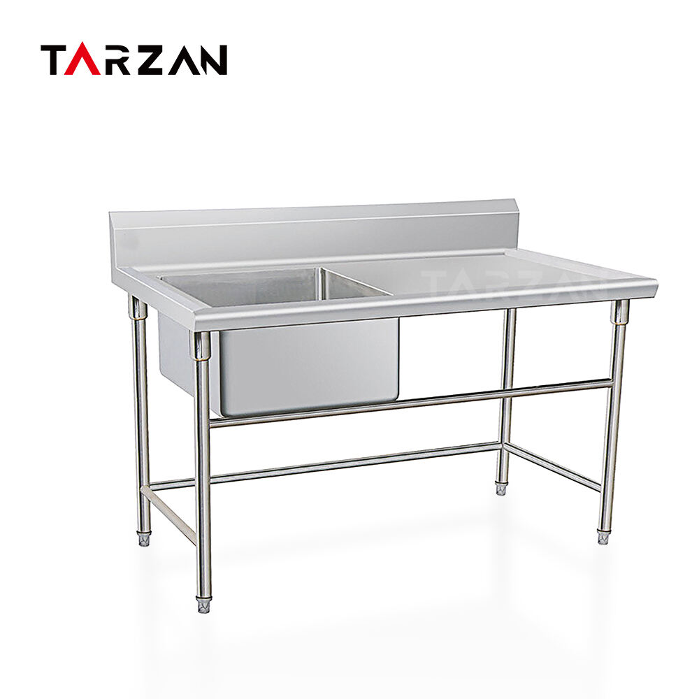 سینک آشپزخانه ای از فولاد ضد زنگ