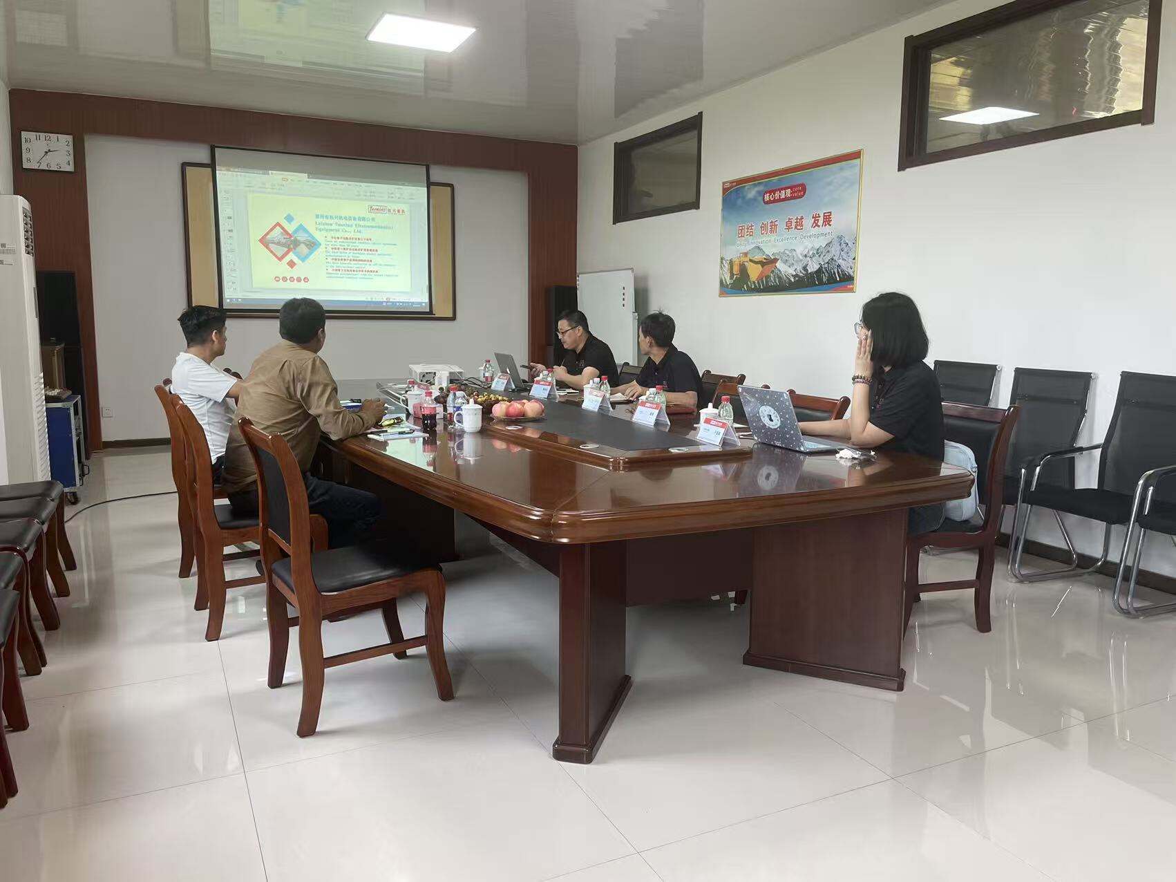 Peruvian customer inspection (1).jpg