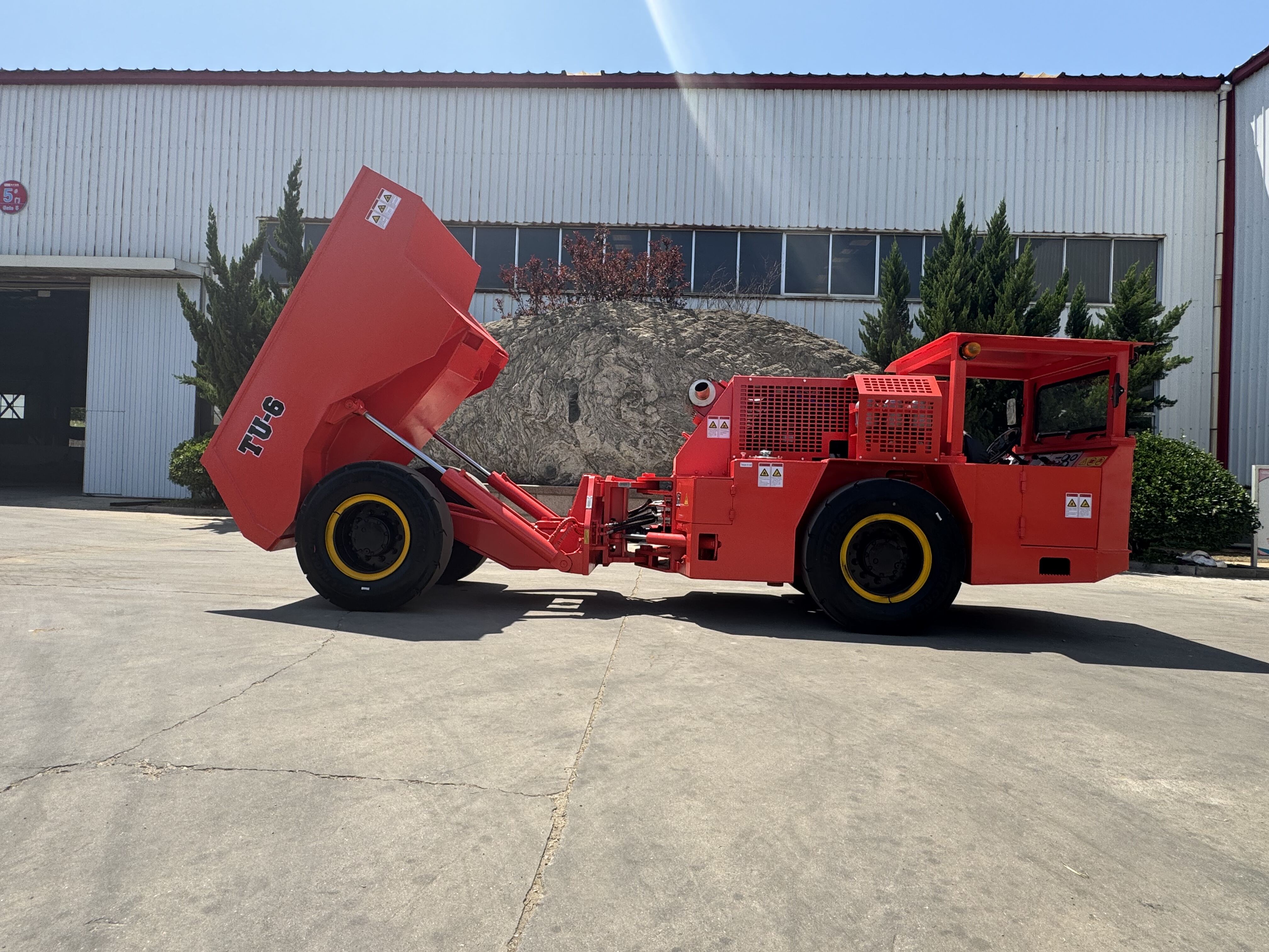 Dove trovare camion bagnati per l’industria mineraria di alta qualità in vendita all’ingrosso