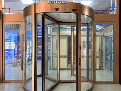 Why Automatic Revolving Doors Are Ideal for High-Traffic Entrances