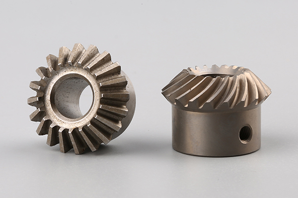 The Differences Between Spiral Bevel Gears and Straight Bevel Gears