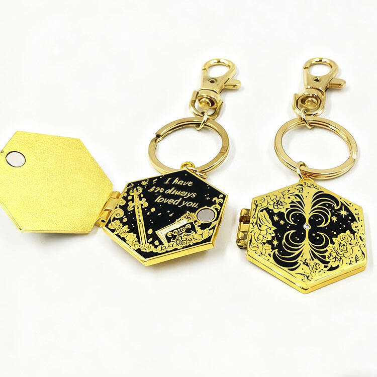 High Quality Wholesale Custom Keychain Custom Designs logo Hard Enamel Keychain Custom Metal Flip Keychain