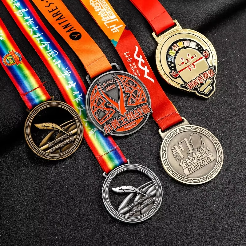 Wie gestalten Sie eine einzigartige Medaille, die sich von anderen abhebt?