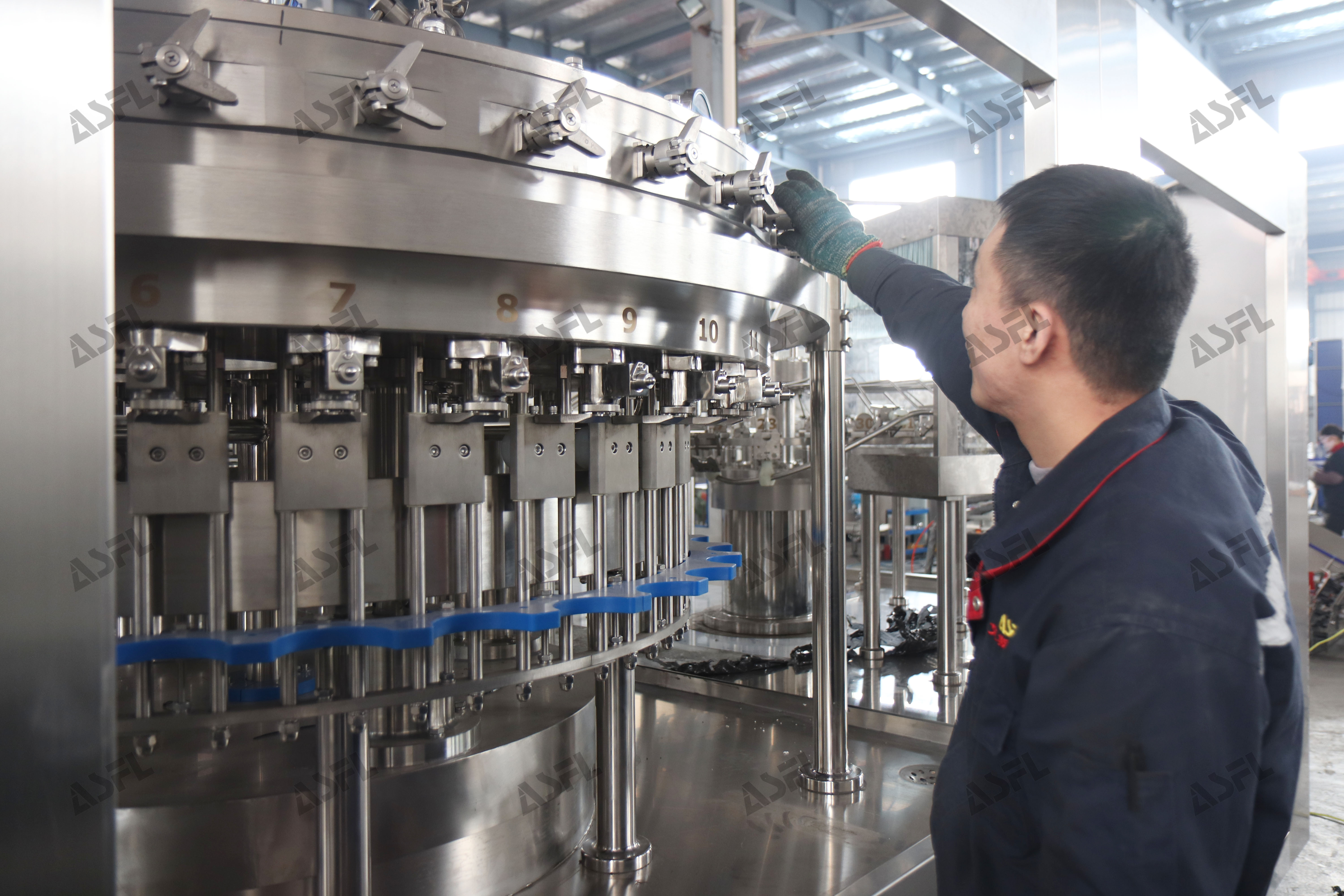 Résolution des problèmes opérationnels courants des machines de remplissage de boissons gazeuses