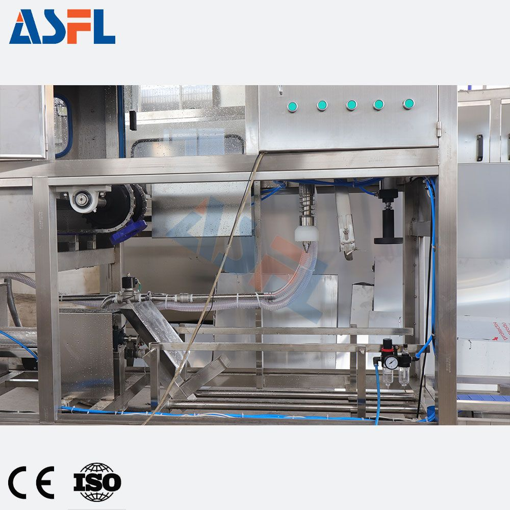 Possibility of using the Rotary Water Bottling Machine for different volumes