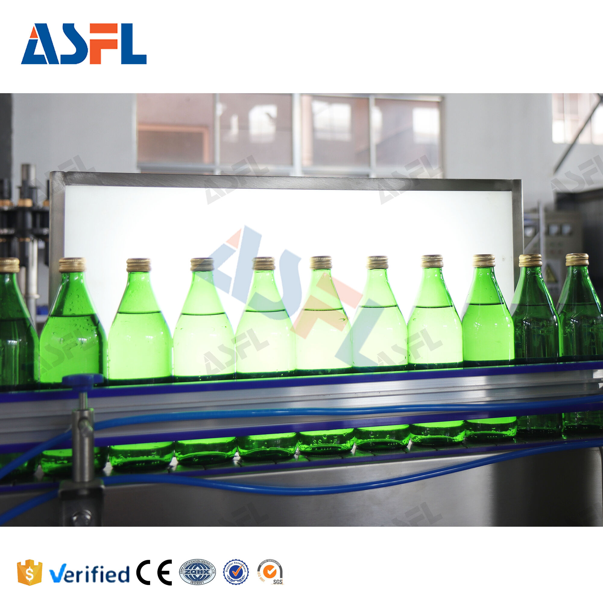 ماكينة تعبئة زجاجات زجاجية أوتوماتيكية بالكامل