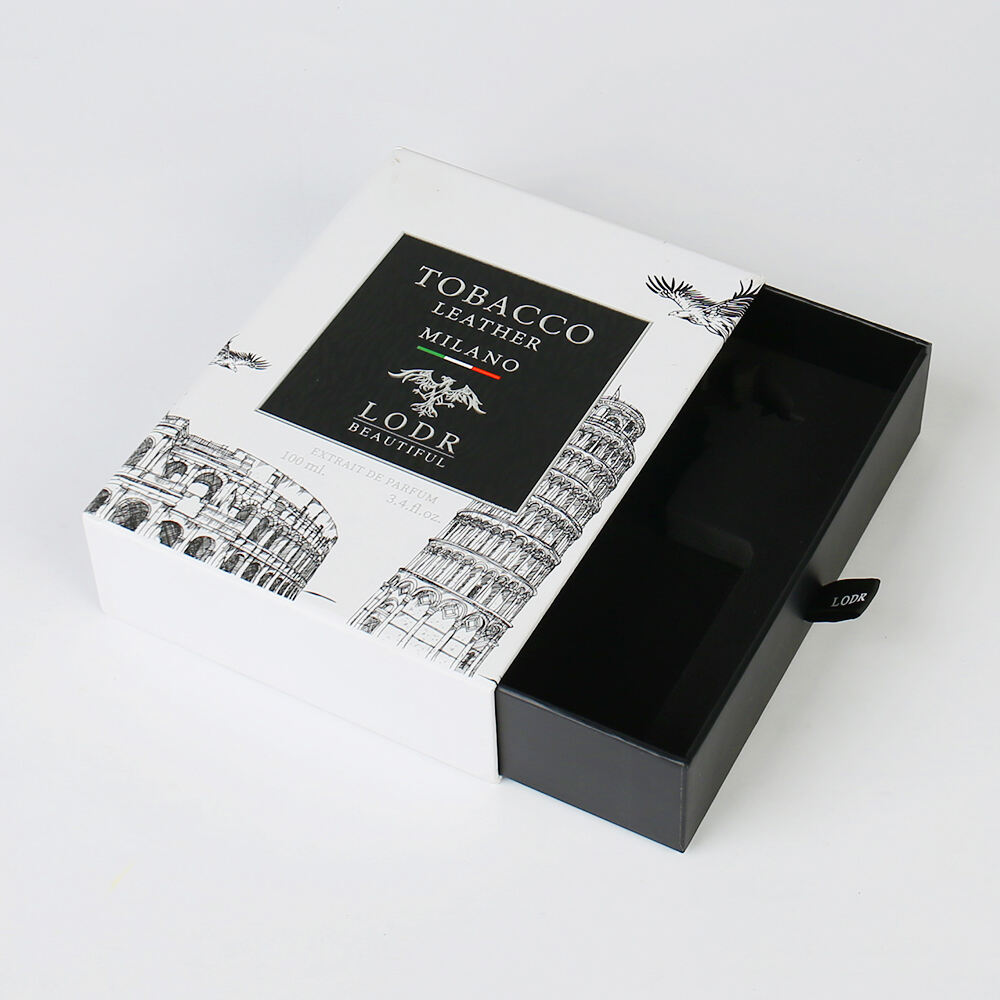 Aangepaste 100ml Luxe Parfum Verpakking dozen Stijve Papieren Karton Laaddoos met spons Lining