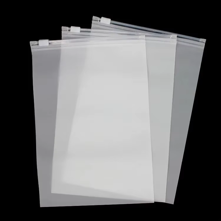How Plastic Zipper Bags Can Help Improve Your Business's Packaging Strategy