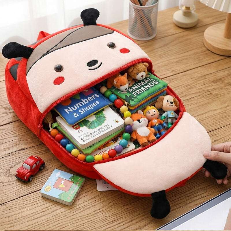 SUSHAN Simulation Beetle Ladybug Backpack Plushie Custom Logo Embroidery Promotion