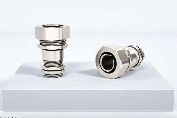 Metal hose fitting with lock