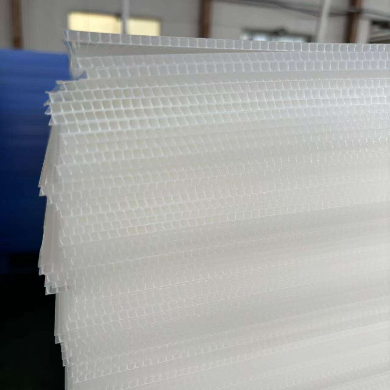 Գերազանց լույսի անցկացման և ՈՒՖ պաշտպանություն