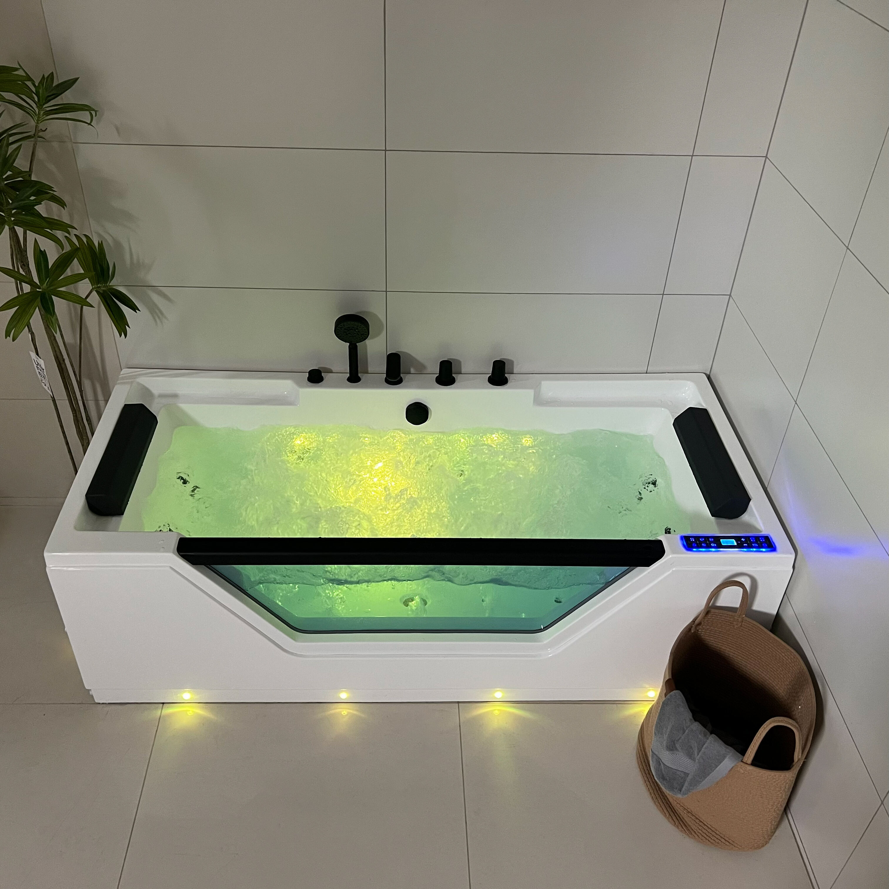 Lagëje Spa HOKO nga Akriliku i Bardhë për 2 Persona me Pjese Hidromasazhi, Grackë dhe Krik të Përfshirë për Përdorim të Brendshëm ose për Hotelle