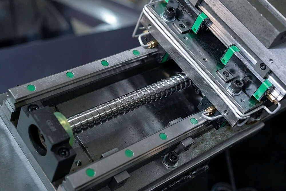ball+screw+rod+rail+and+20mm+linear+guideway.jpg