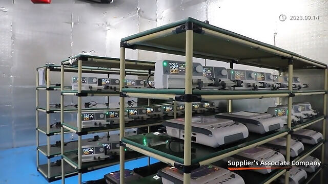 Hospital use touch Screen Medical Portable IV Vacuum Infusion  Pump manufacture