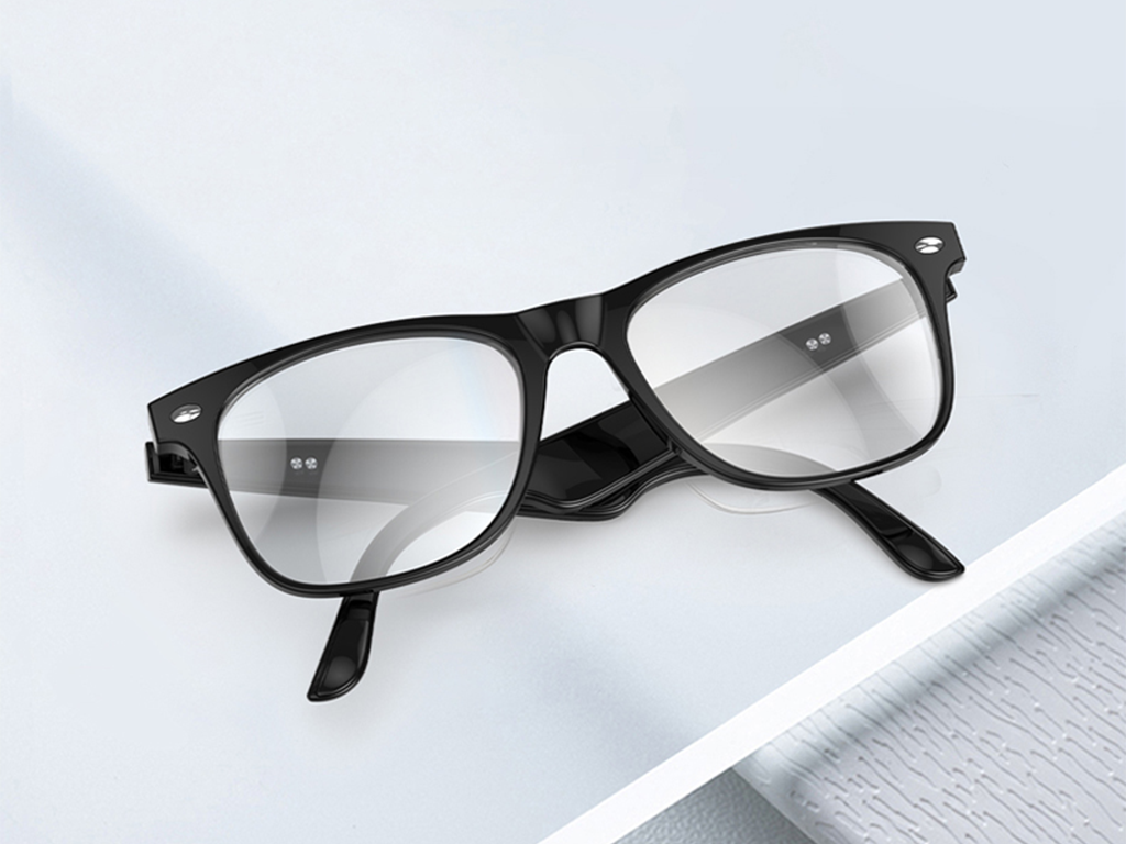 The innovative technology product W100 makes a stunning debut, with ten selling points leading the industry's new trend
