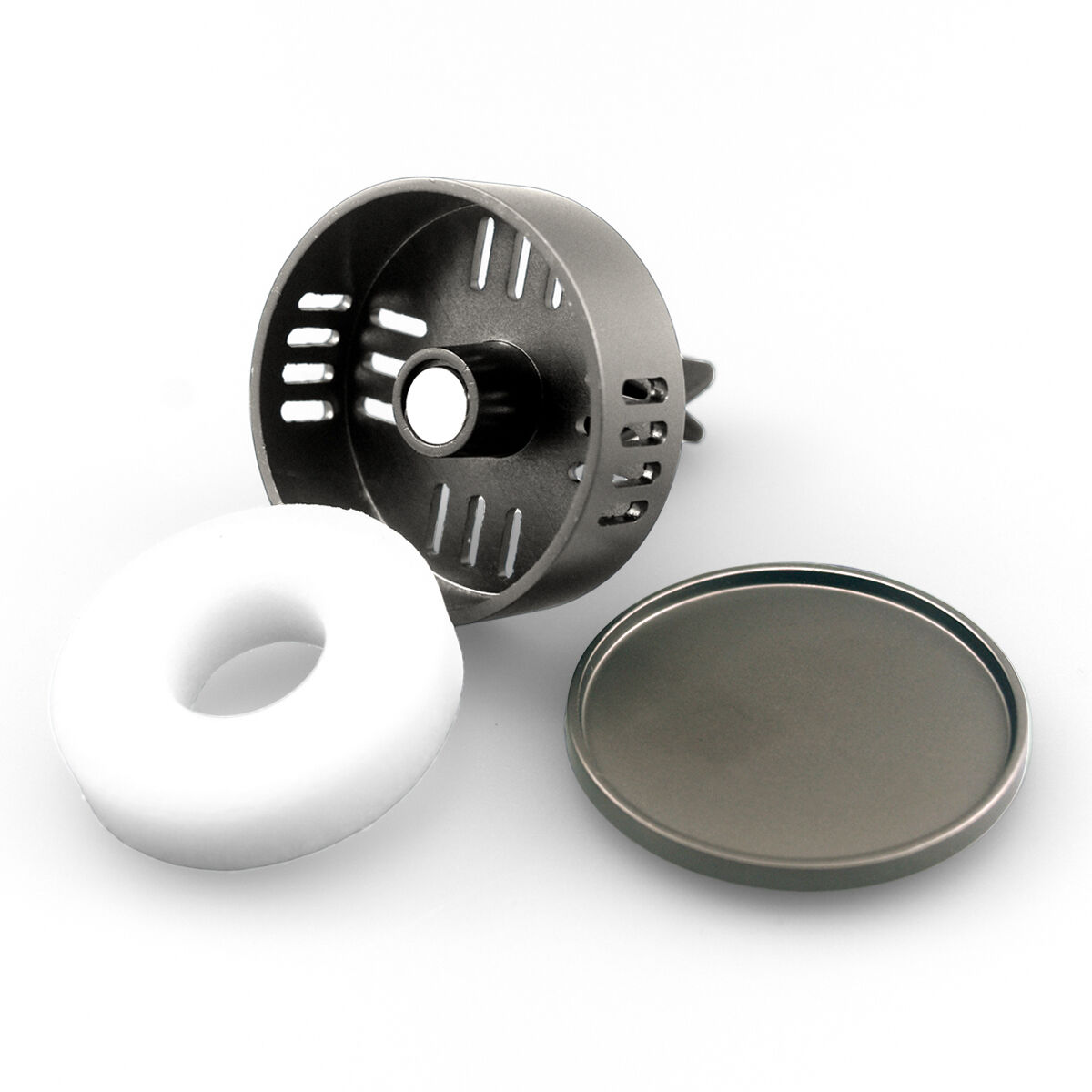 Why a magnetic golf ball marker is a must-have accessory for luxury golf clubs.