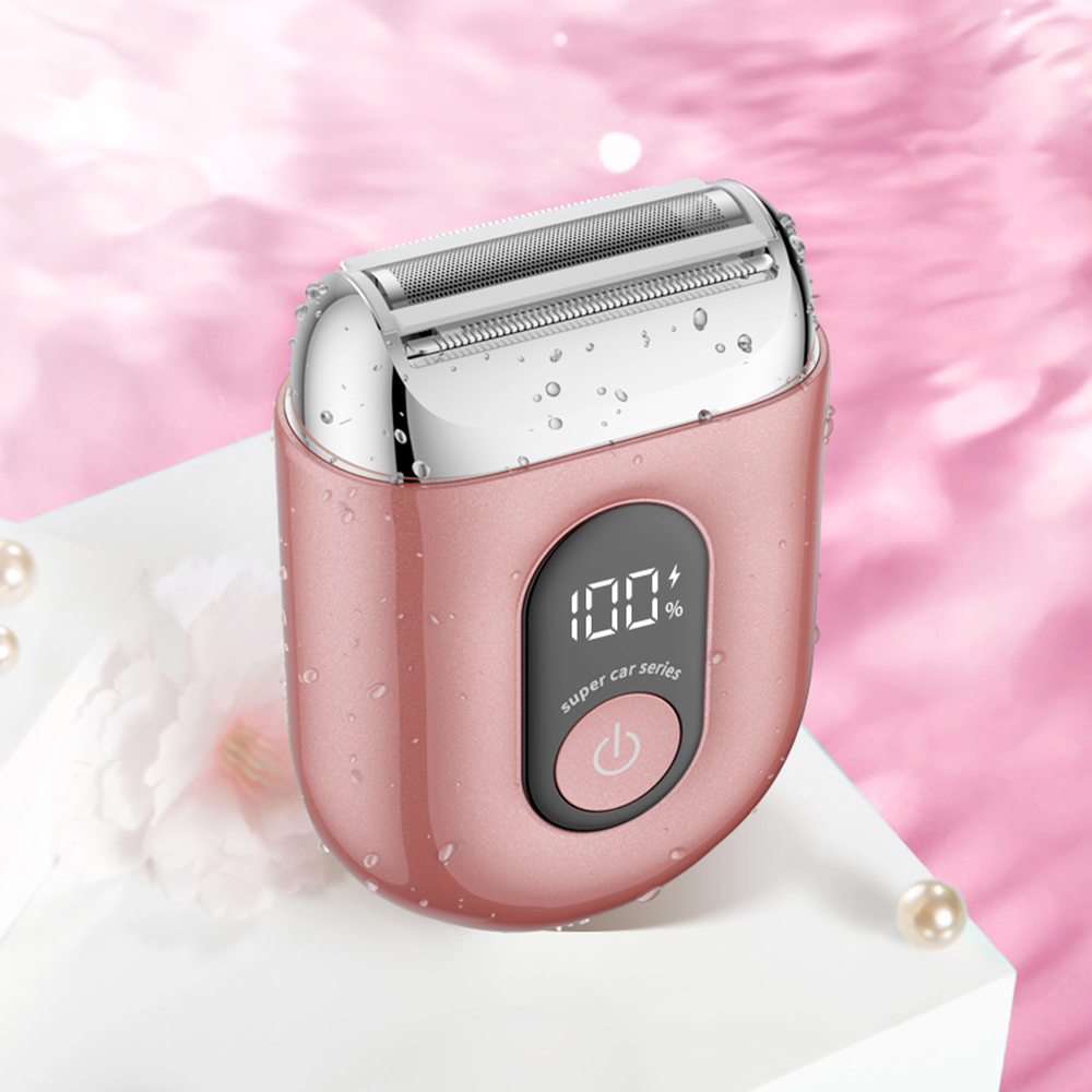 المزايا والعيوب المرتبطة باستخدام ماكينة حلاقة كهربائية صغيرة للعناية اليومية باللحية