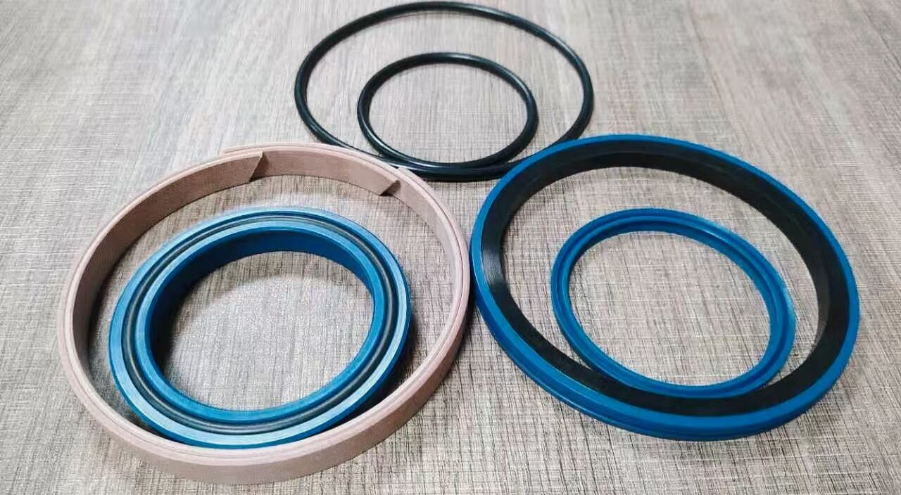 Excavator Attachment Breakers:  Quick Installation for Multi-Operation Scenarios