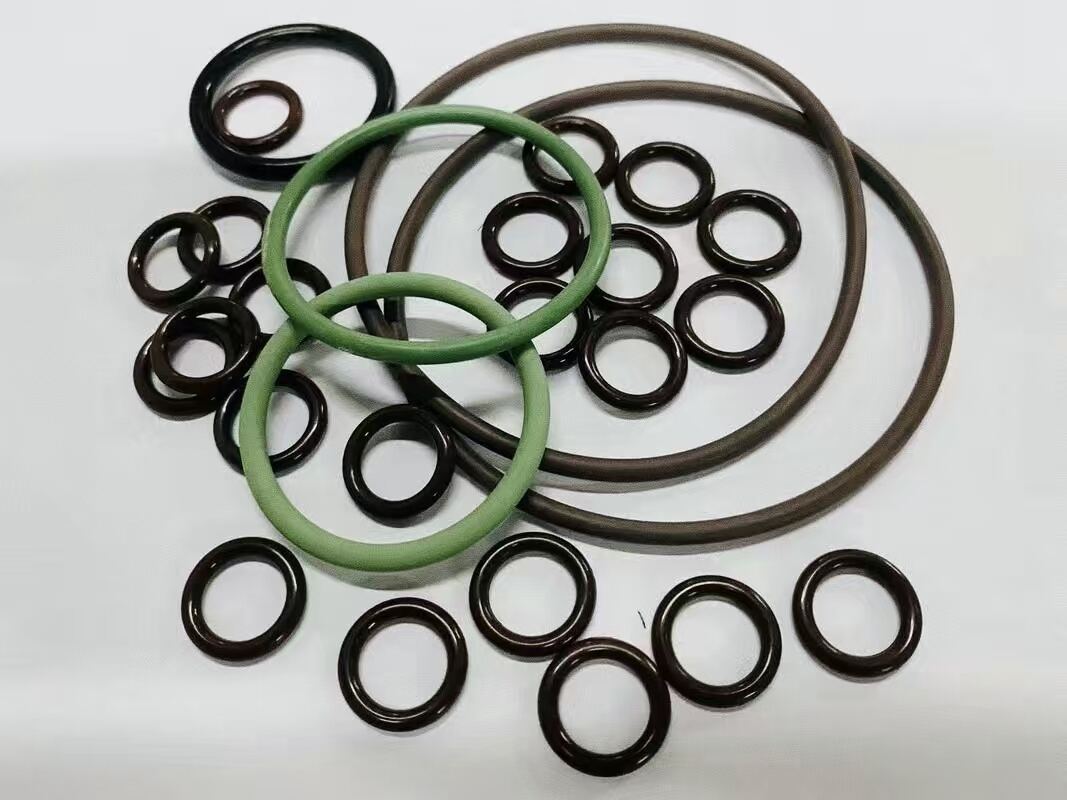 Hydraulic Breakers for Mining & Quarrying:  Heavy-Duty Work Adaptation