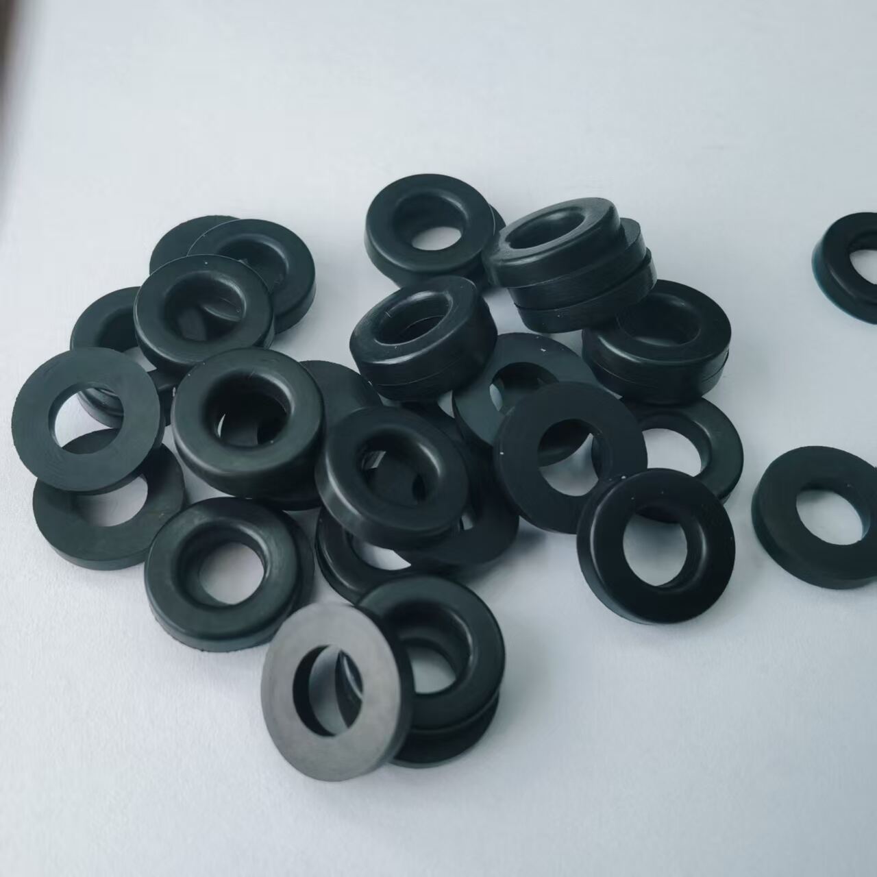 Kjerneparametere for hydraulisk bruddverktøy: Tolking av slitasjebestandige deler / tettningsytelse / tilpasset tonnasje