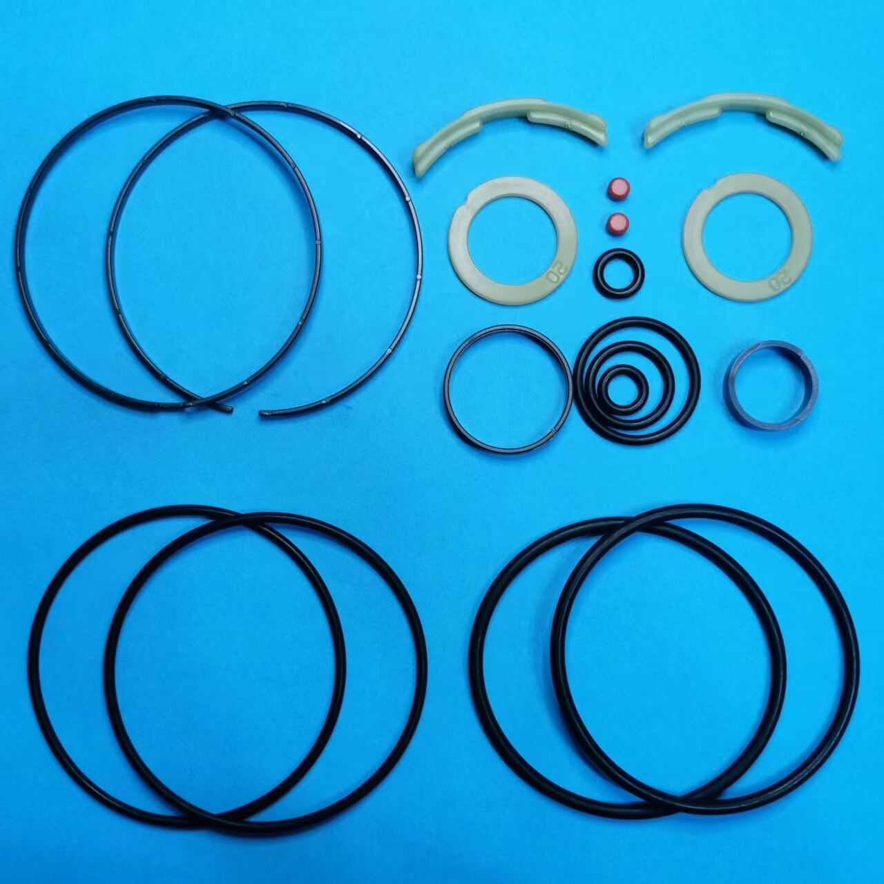 Key Accessories of Hydraulic Breakers:  Maintenance & Replacement Essentials