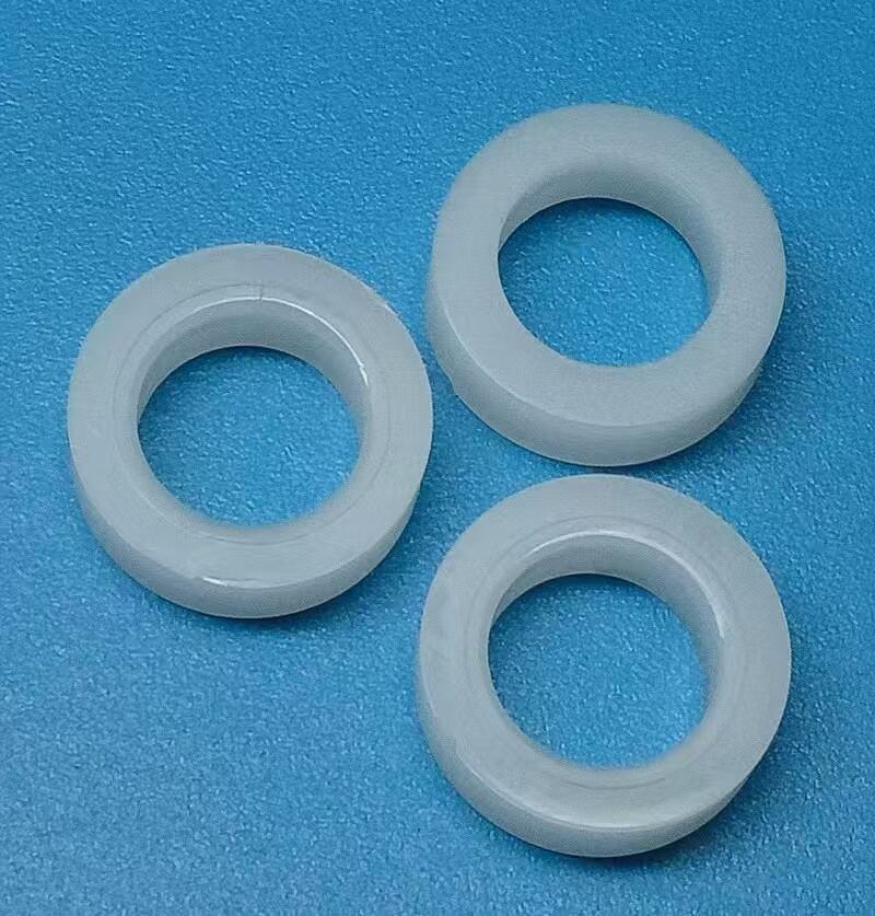 Tige et mèche de perforation à roche : résistantes à l’usure, allongent considérablement la durée de vie utile