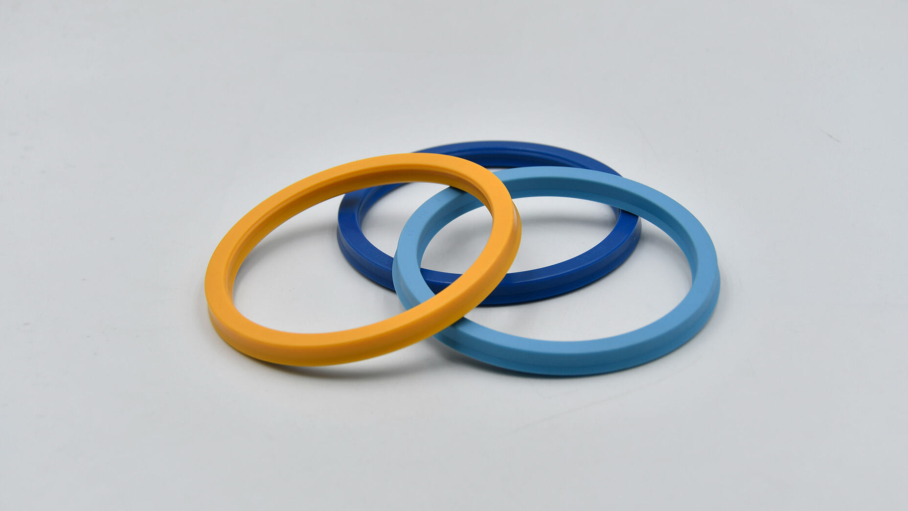 Wear & Temp Resistant U-Seals - Hole/Shaft/Universal Options