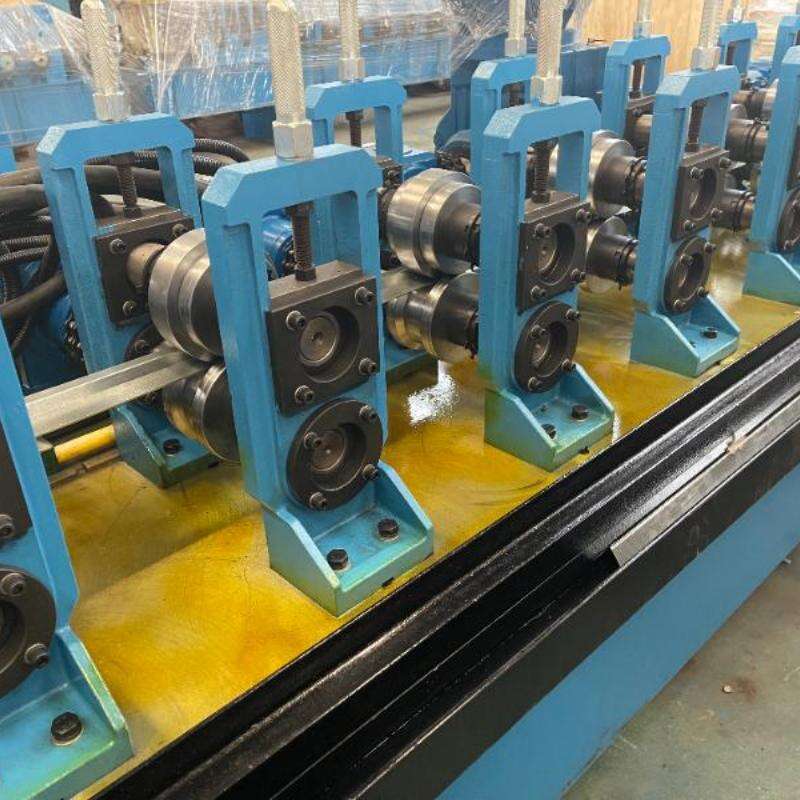 stud track for ceiling -3