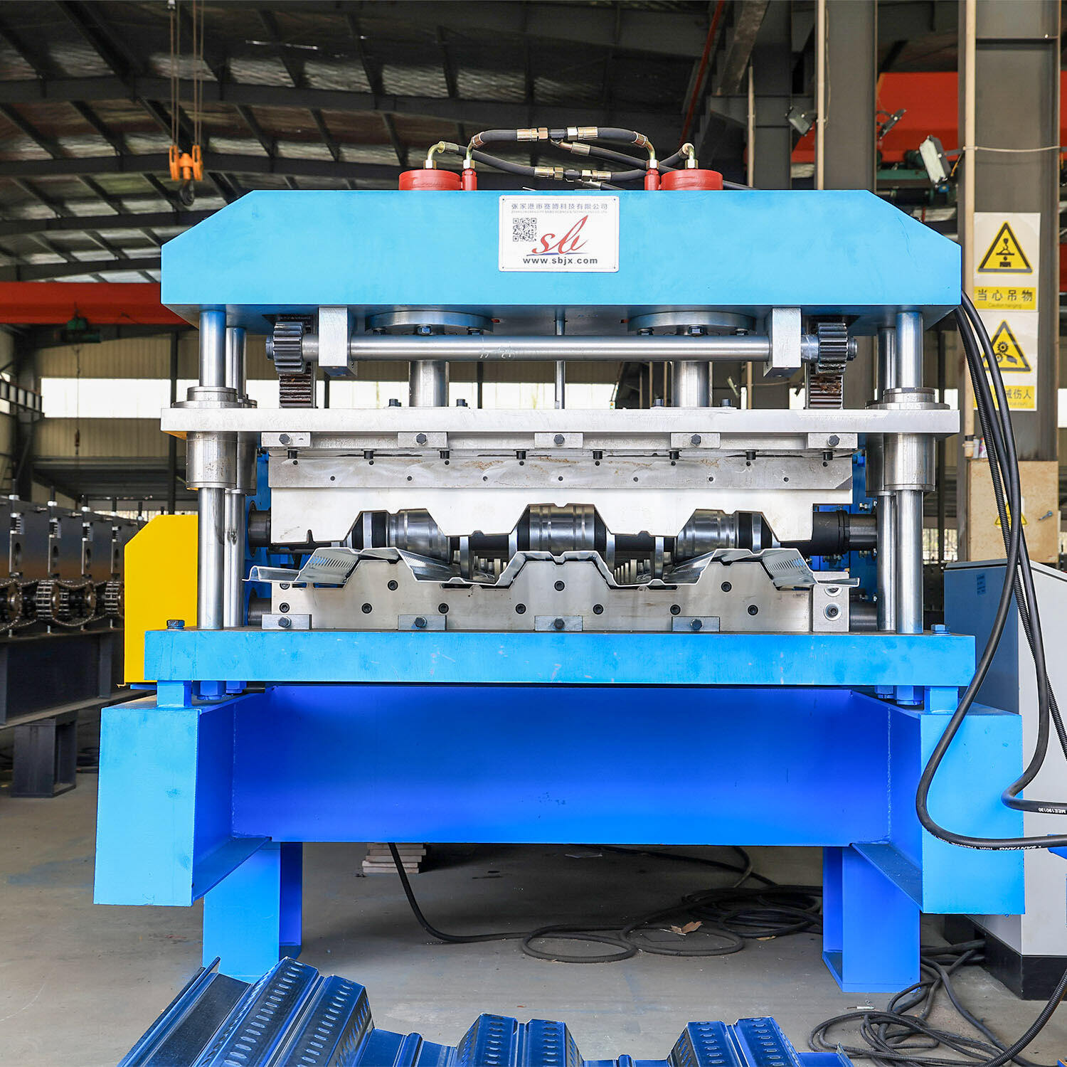 Metal Decking Roll Forming Machine