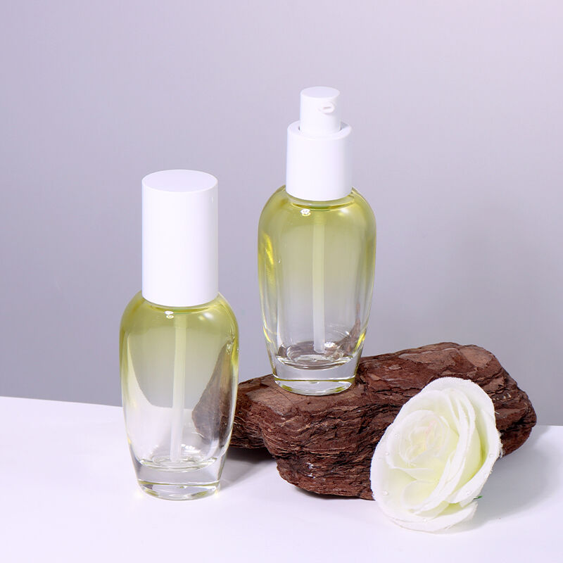 40 ml butelka piękności w odcieniach żółto-białych