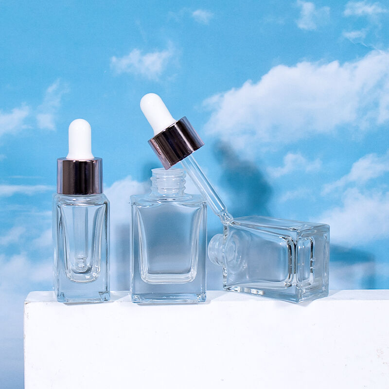 Flacone cosmetico con contagocce di precisione per dosaggi accurati e puliti